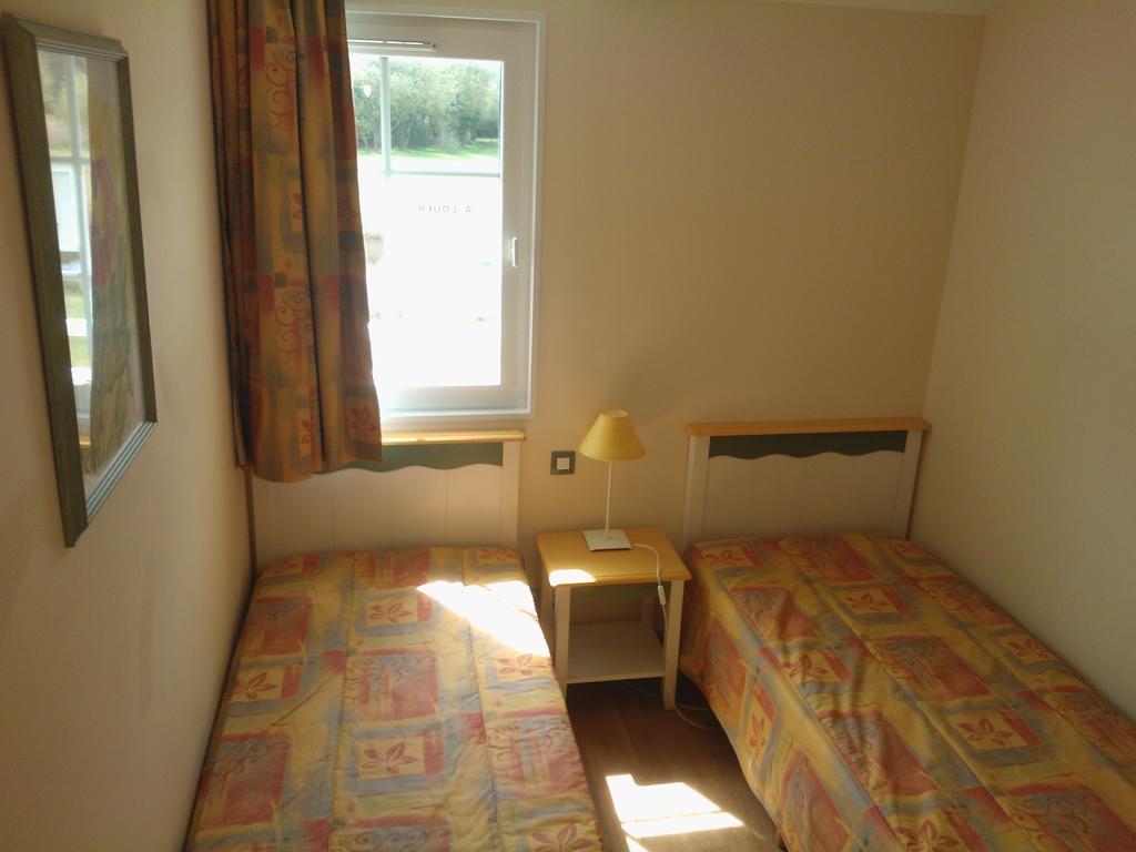 3 Bedrooms Holiday Home Golf Resort Port-Bourgenay Talmont-Saint-Hilaire Phòng bức ảnh
